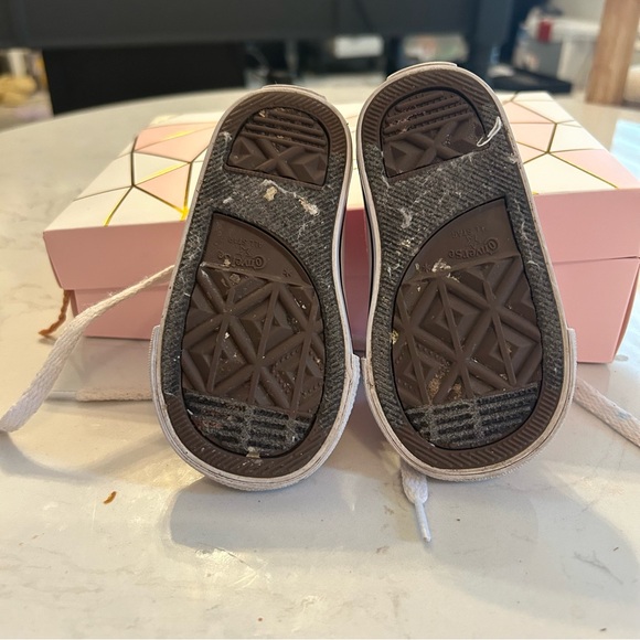 Converse Chuck Taylor - Picture 5 of 6